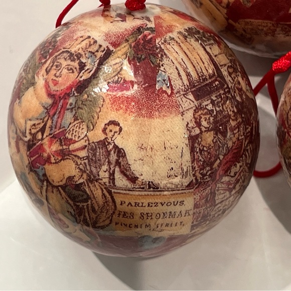 VINTAGE 90’s Victorian Themed Christmas Ornaments Set of 7 Glossy Paper Mache. - Picture 7 of 16
